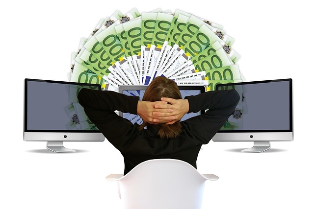 How are online platforms transforming our earning potential