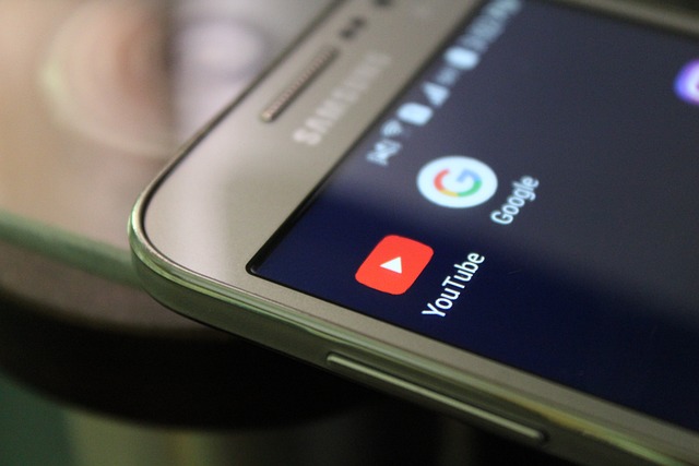 How does our apps onboarding experience influence user retention and uninstallation decisions